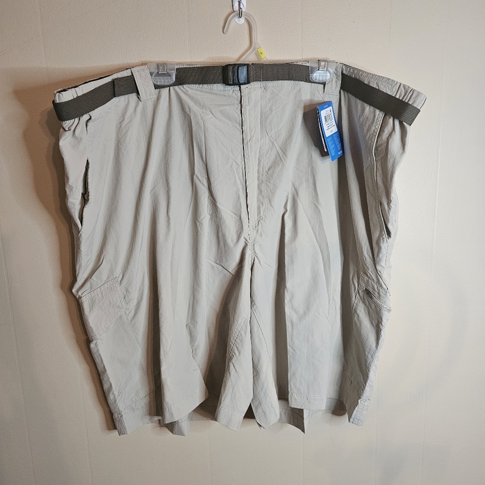 Columbia Silver Ridge Cargo Shorts Size 52 With 10" Inseam